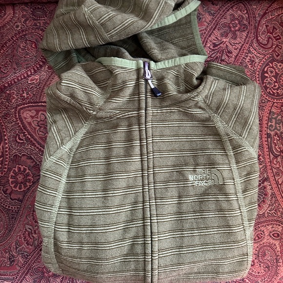The North Face TKA 100 Fleece Hoodie - Picture 9 of 11